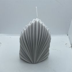 Geometric Shell XXL Candle 1-1/2 Lbs