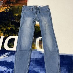 Holister Skinny Jeans