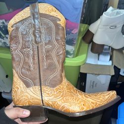 TEXAS COUNTRY BOOTS Size 6 W