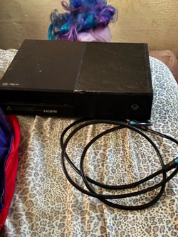 Xbox with controller hdmi