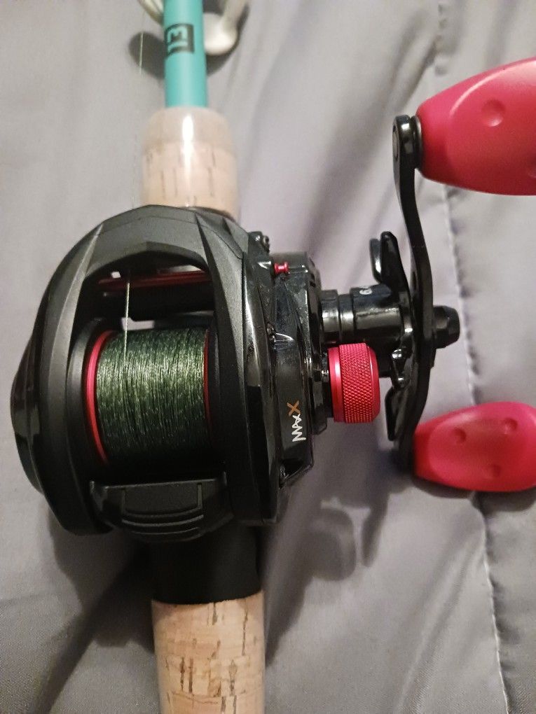 Abu Garcia Pro With 13 Fishing Green Fate Rod And a Abu Garcia Blackmax With No Rod 