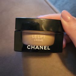 Chanel Makeup for Sale in Minneapolis, MN - OfferUp