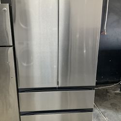 Refrigerator 