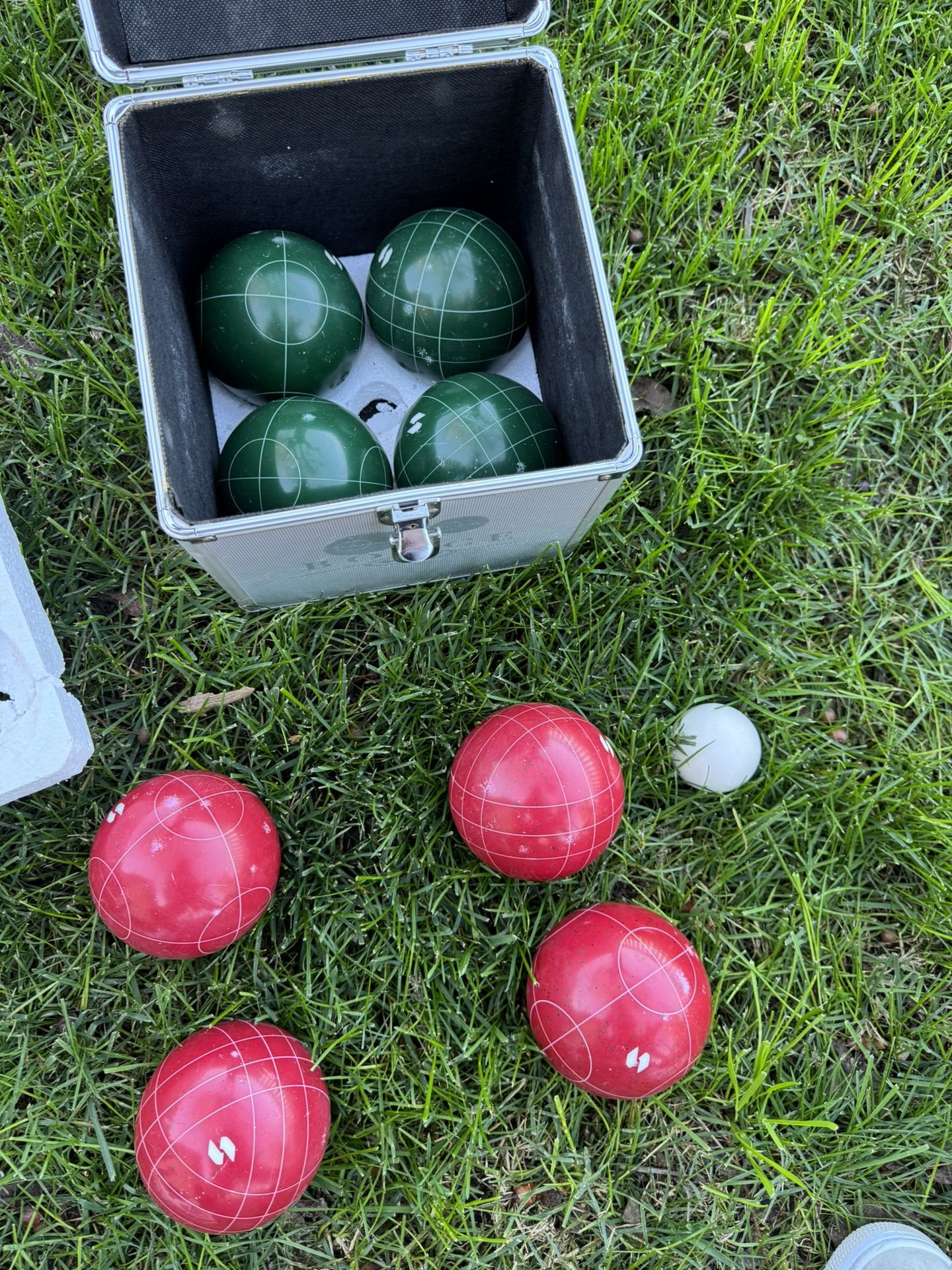 Sportcraft Official Bocce Ball Set W/pallino Ball. Metal Carry Case
