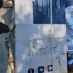 Single Handle Bath Faucet.