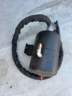 Bead blaster tank