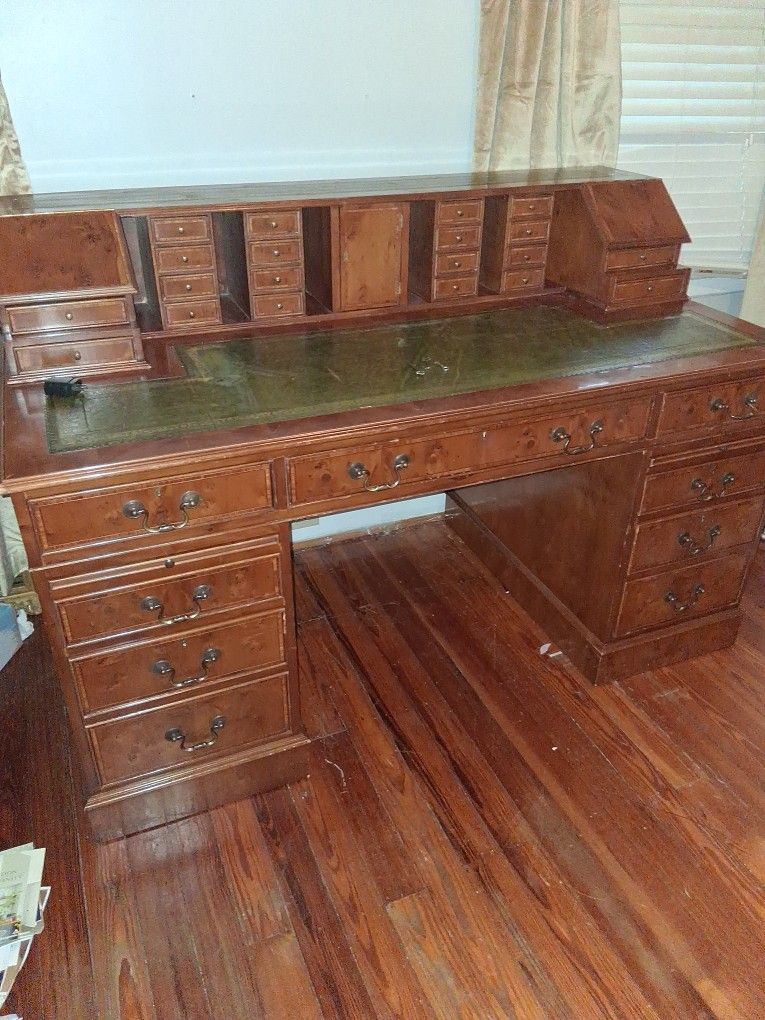 Antique Cabinet Desk With Locks