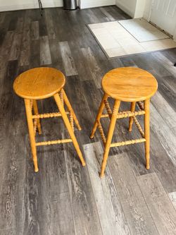 Pair of wooden Bar Stools
