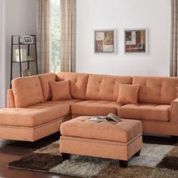 Sectional With Ottoman Set 
