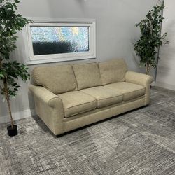 Havertys Couch Free - Delivery