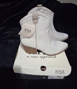 Ana Boots
