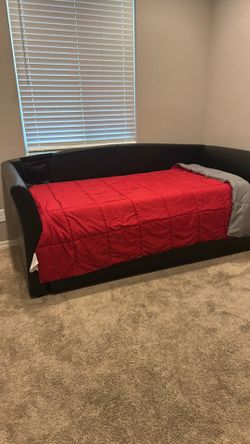 Trundle bed