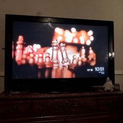 65'' Flat Screen Panasonic Tv
