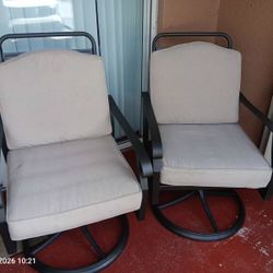 Swivel Chairs With Cushions 