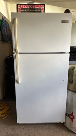 Frigidare White refrigerator
