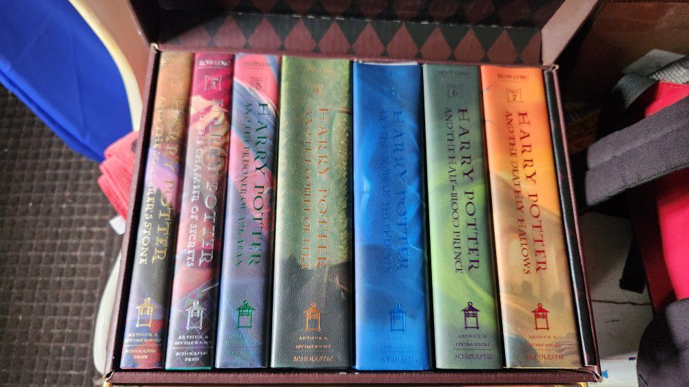 Harry Potter 1 - 7 Collectors Hardcover Books
