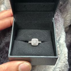 Engagement ring $1000