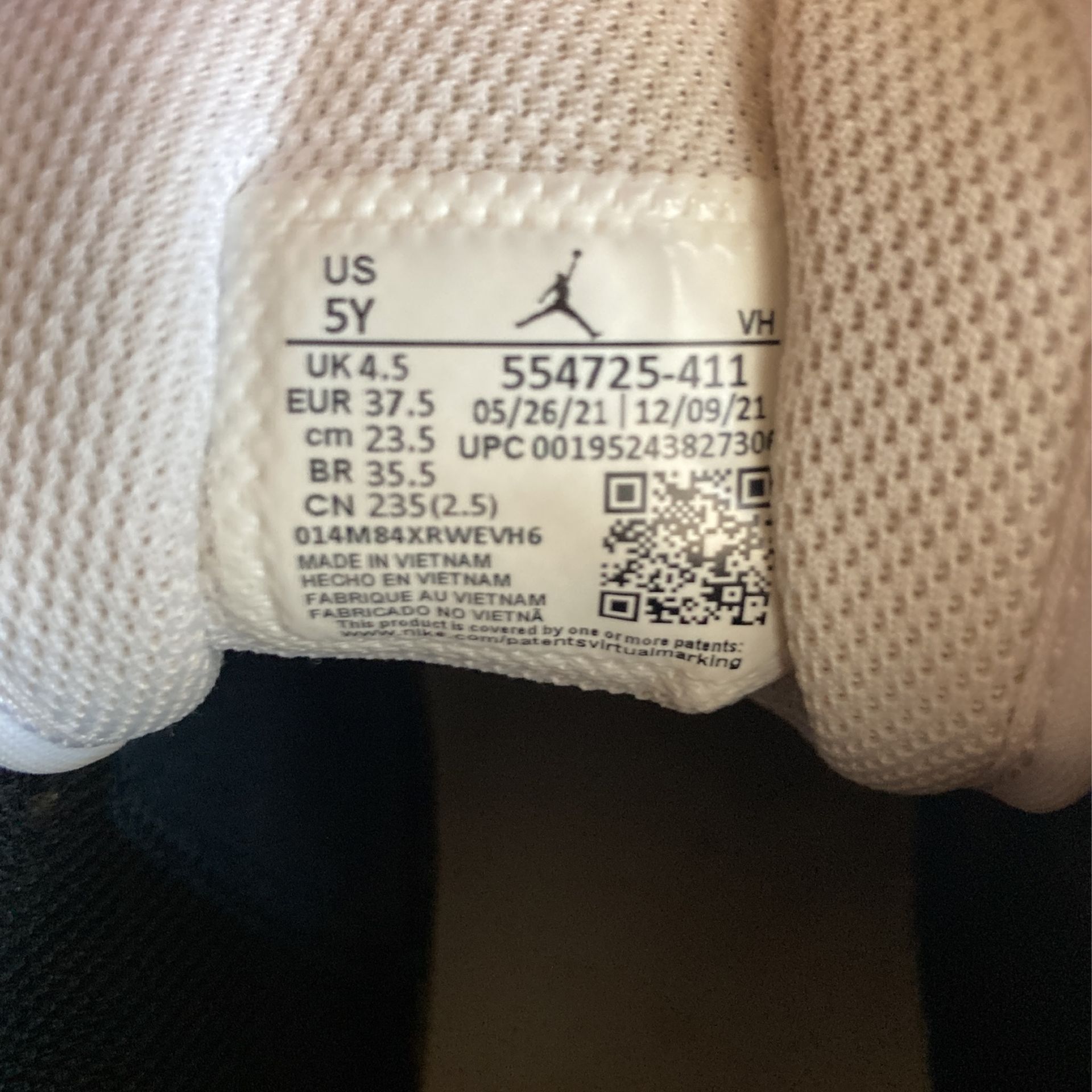 Air Jordan 1 mid Armory Navy