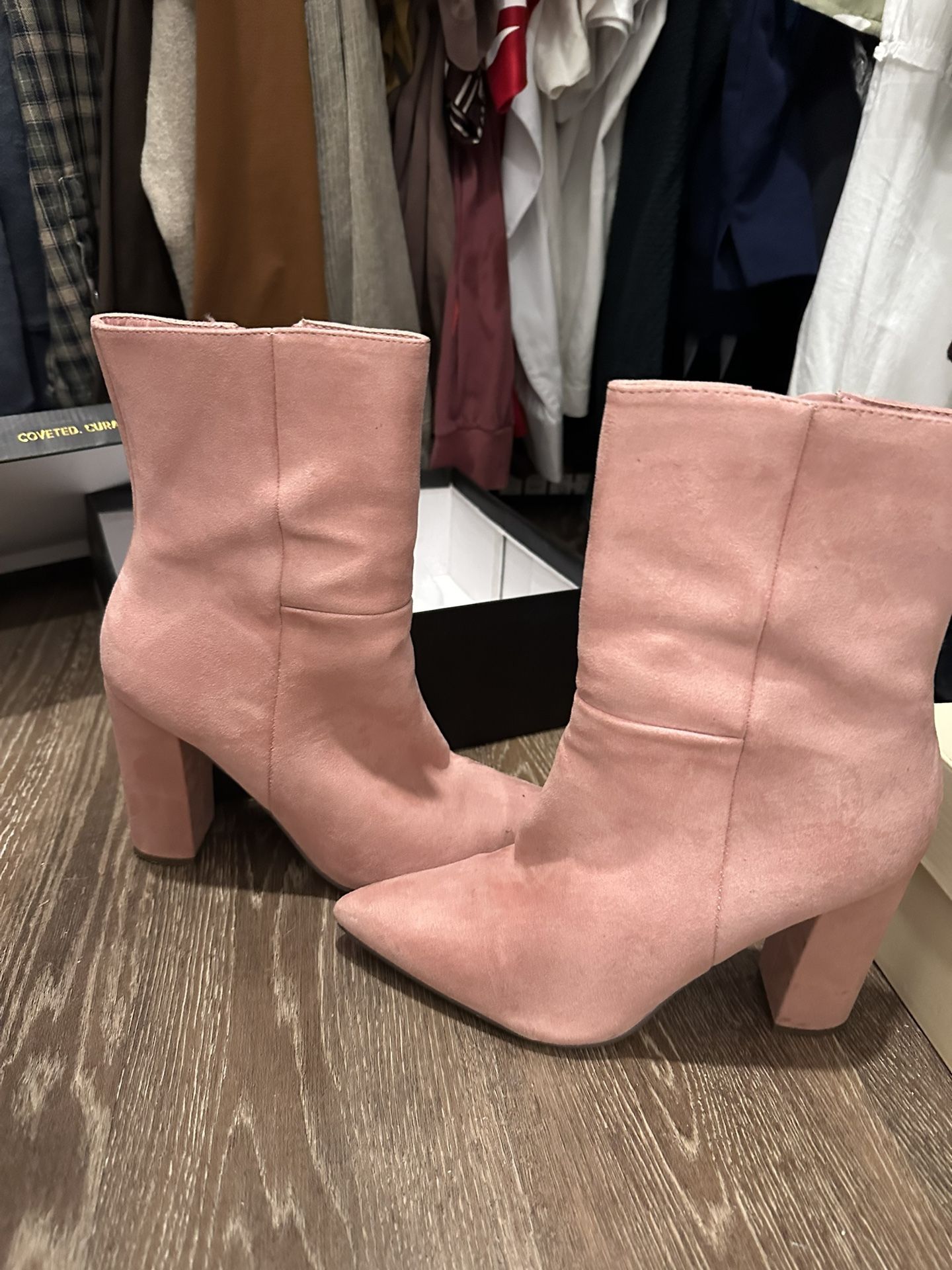 Elegant Pink Women's Boots
