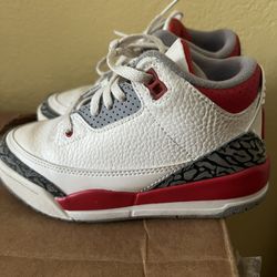 Kids Jordan 3 Cardinal Red