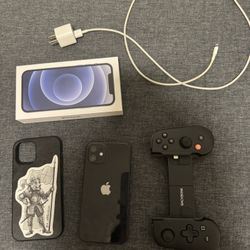 iPhone 12 Unlocked 64 gb