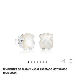 PENDIENTES DE PLATA Y NÁCAR FACETADO MOTIVO OSO TOUS COLOR
