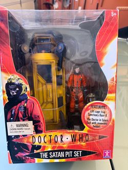 Doctor Who The Satan Pit Set Action Figure