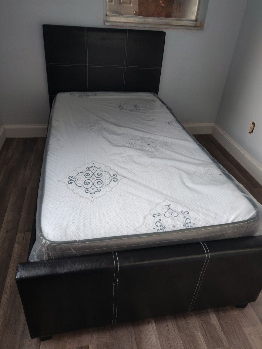 Twin bed with mattress set everything new in the box