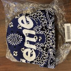 Supreme big logo  bandana beanie