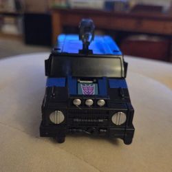 Transformers Crankcase Legacy Series Deluxe Class