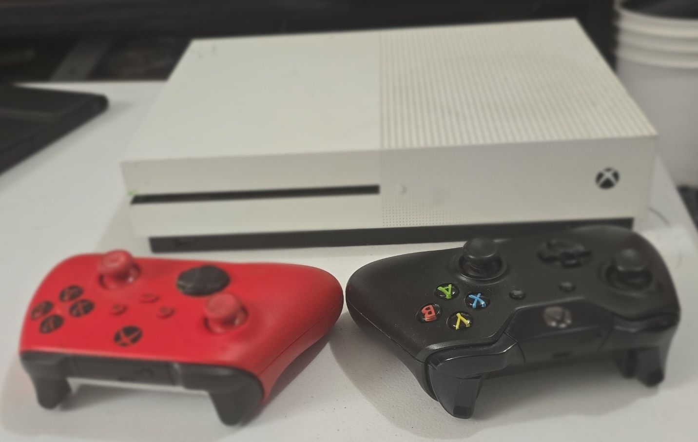 XBOX -ONE S