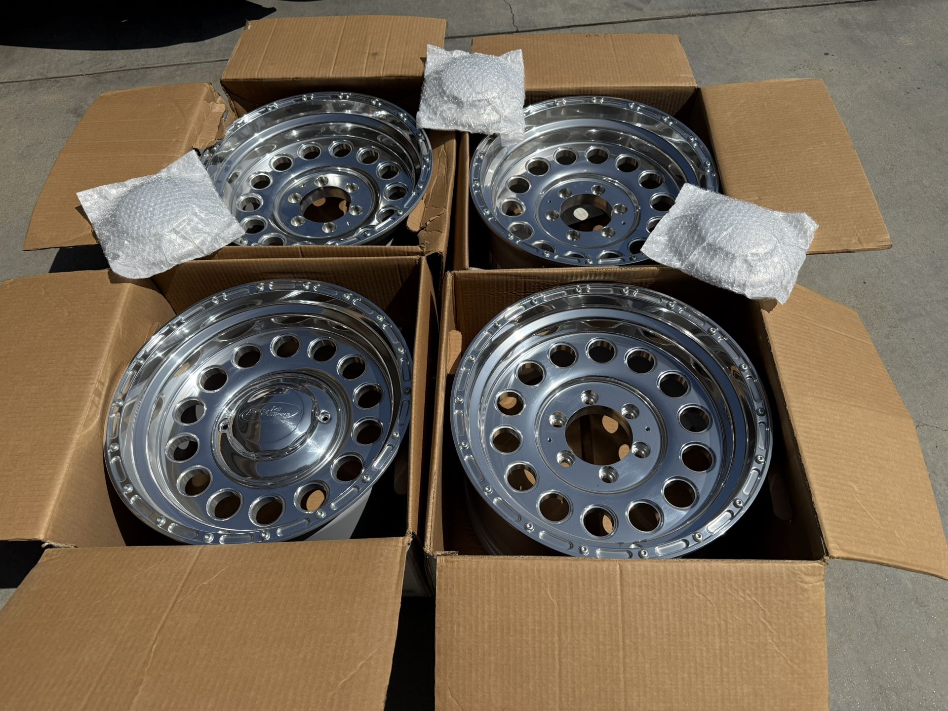 17" American Alloy Rims Brand New. Please Look At All Pictures.