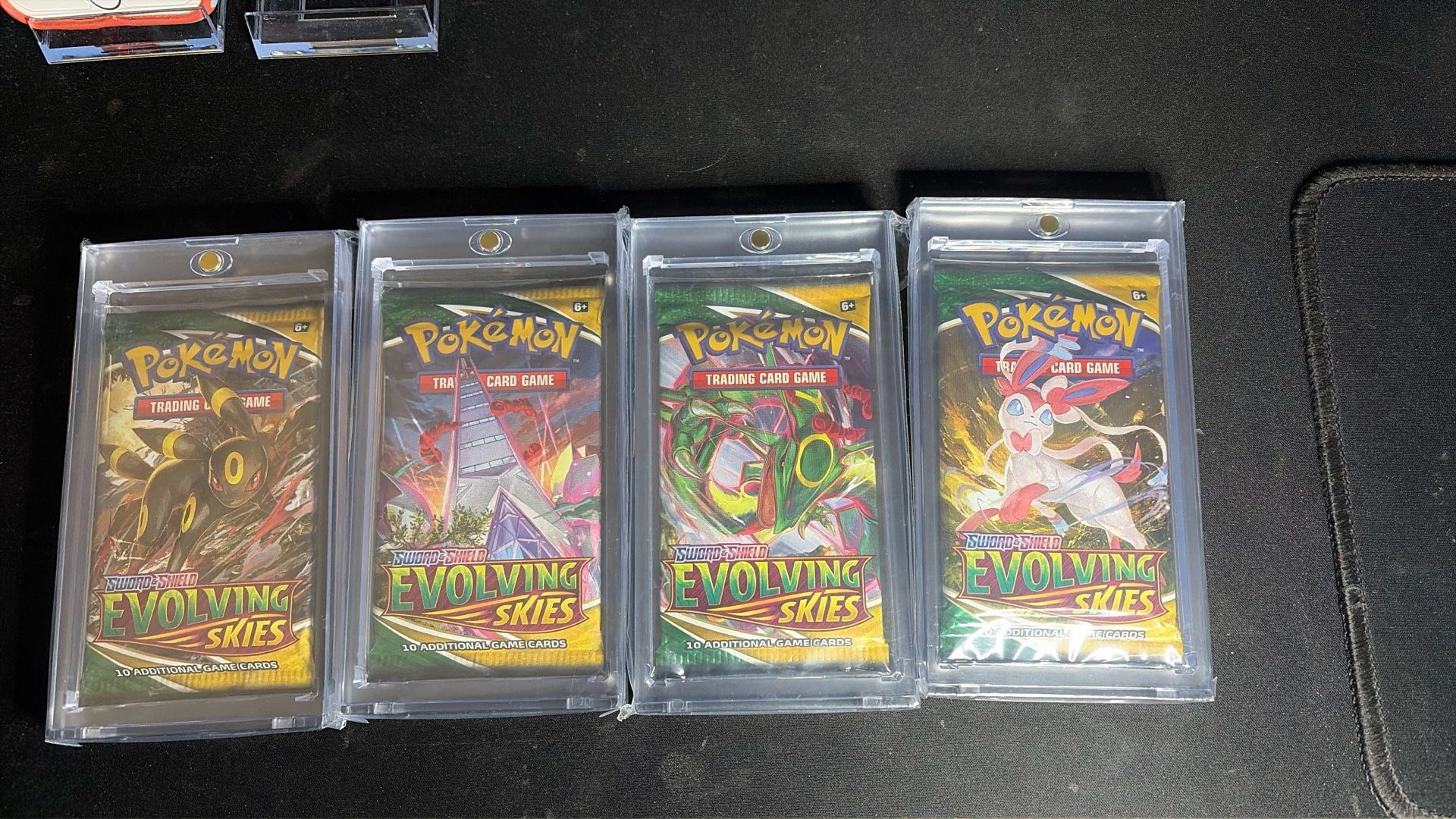 Pokemon Evolving Skies Art Set 4 Booster Packs