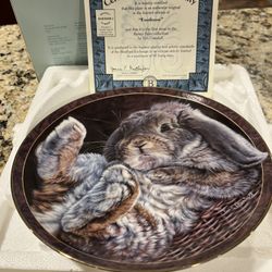 Bradford Exchange Vivi Crandall Footloose Bunny Tales Collector Plates 