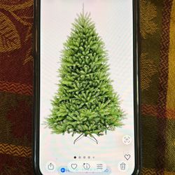 7.5 Ft Unlit Xmas Tree. National Brand. 