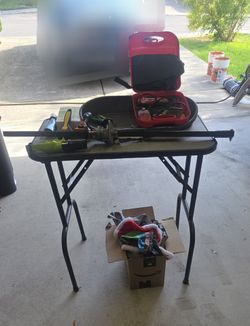 Dog grooming table & clippers