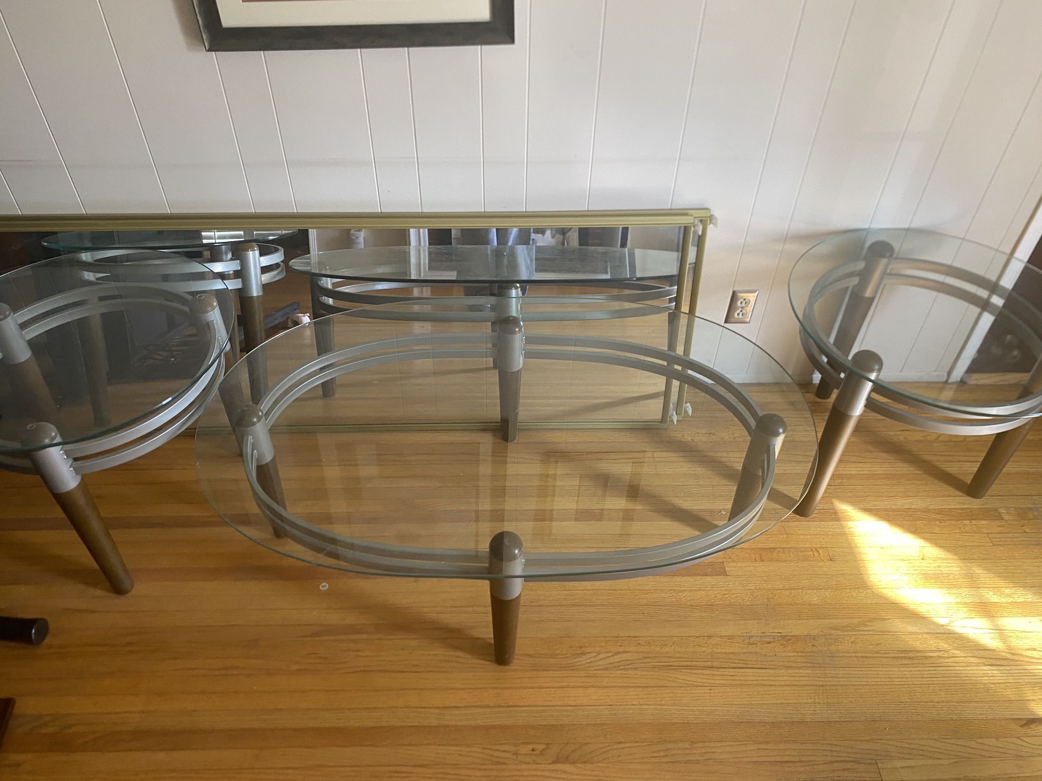 Coffee And Side Tables
