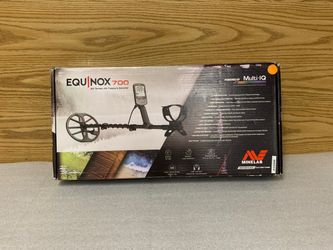 Minelab Equinox 700 Waterproof Metal Detector W/EQX11 11" Double -D Coil