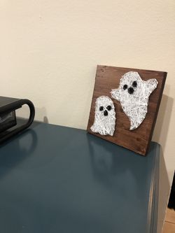 Halloween ghost string art decoration