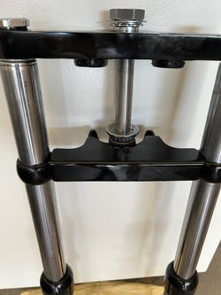 2009 Softail Custom FXSTC Forks black