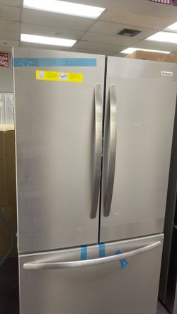 Frigidaire Standard-Depth 28. Smudge-Proof Stainless Steel 1 year warranty