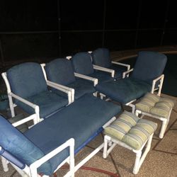 Complete Patio Pool Furniture Set With Table