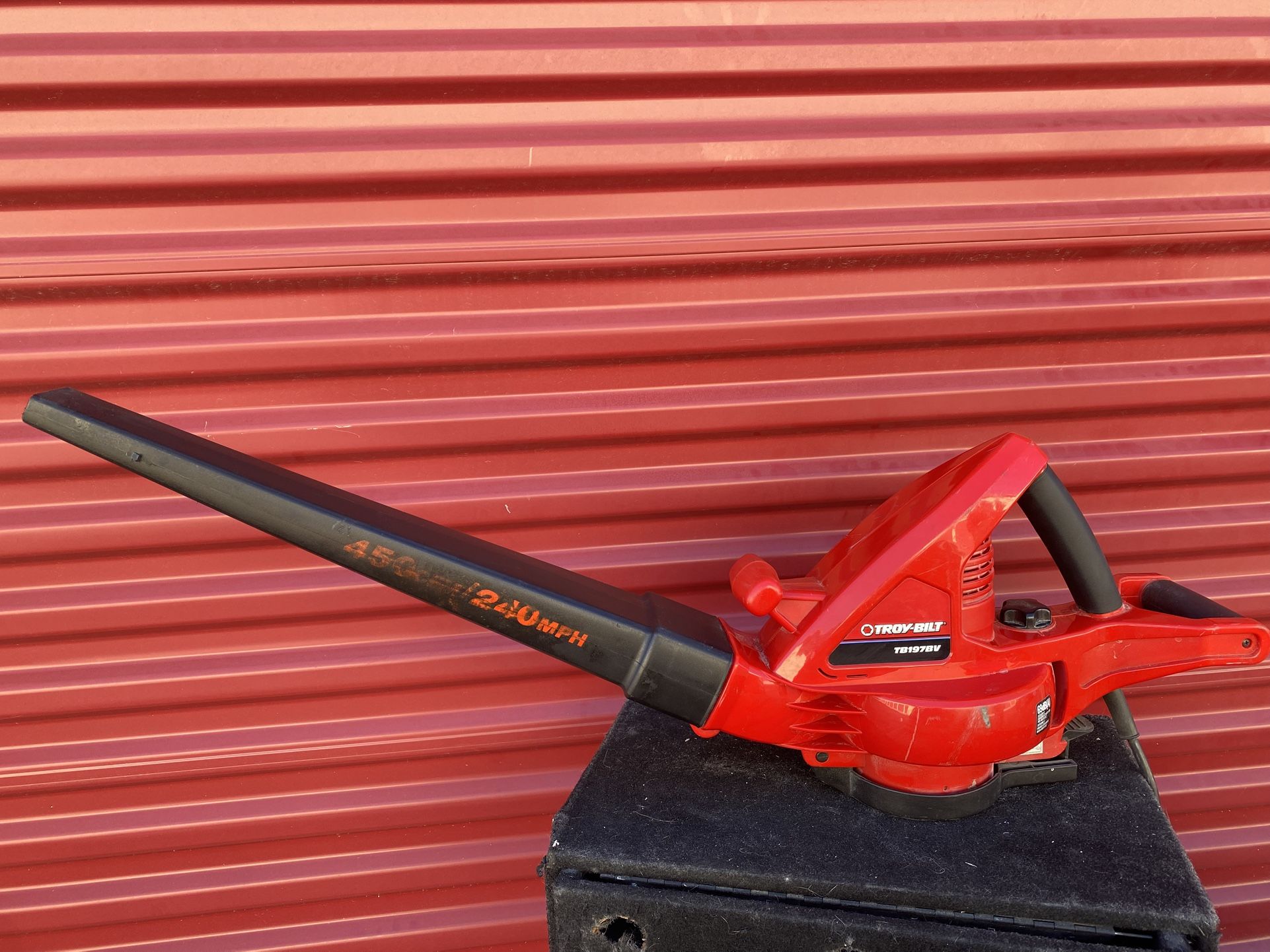 Troy Bilt TB197BV BLOWER.