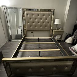 Tufted Glam Queen Bed Frame-GOLD