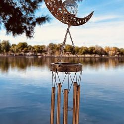 Wind Chime / Campaña De Viento. 