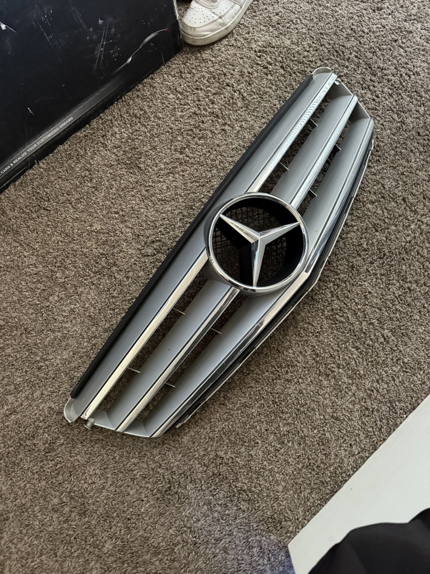 W204 Front Grill (c300,c63,c250)