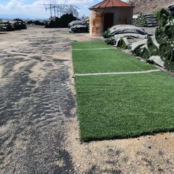 ONLY $140 PER ROLL / USED ARTIFICIAL GRASS / SYNTHETIC GRASS