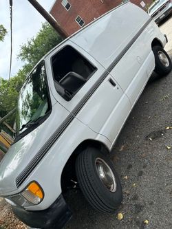 2002 Ford E-250