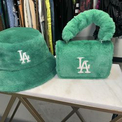 La Purse With Matching Bucket Hat 