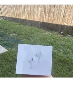 Pro 3s headphones
